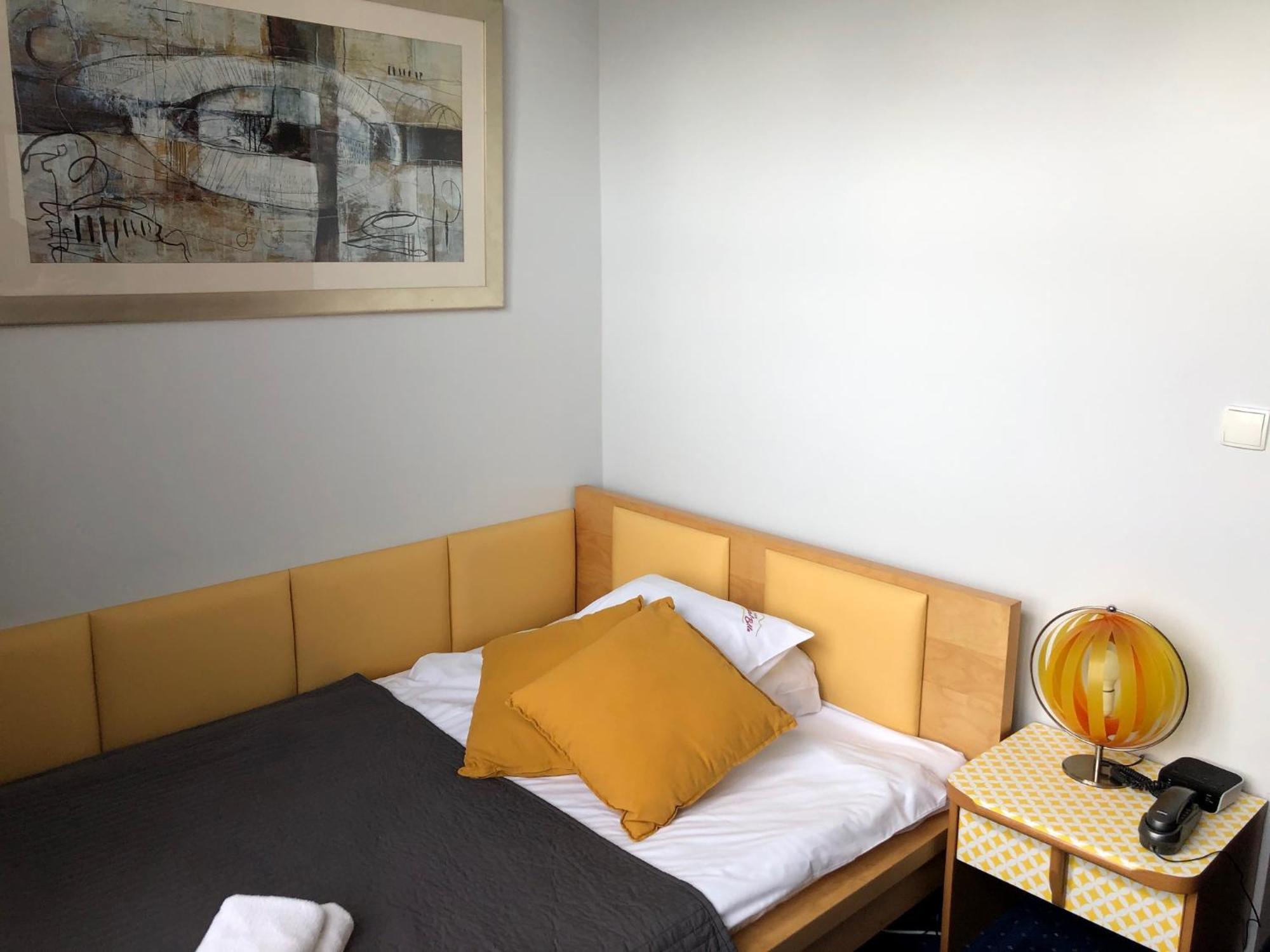 Hotel Bella Jelenia Gora Exterior photo